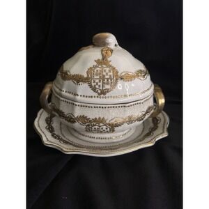 Wong Lee WL 1895 porcelain tureen with saucer‎ Crackled Glaze With Gold Accents